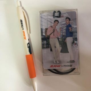 トウホウシンキ(東方神起)の＊東方神起×チェジュ航空 ネームタグ&ボールペンセット＊(アイドルグッズ)