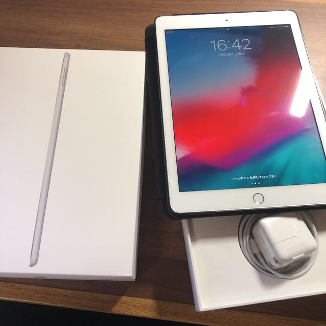 iPadモデル番号iPad 9.7インチ 6世代 Cellerモデル 128GB