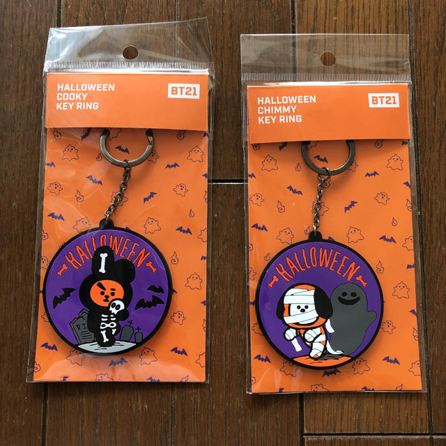 BT21 ハロウィン キーホルダー エンタメ/ホビーのタレントグッズ(アイドルグッズ)の商品写真