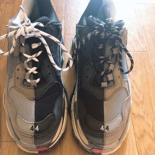 Balenciaga グク愛用 Balenciaga Triplesの通販 ラクマ Balenciaga グク愛用 Balenciaga Triplesの通販 ラクマ