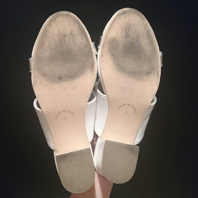 Vivian ホワイトサンダル レディースの靴/シューズ(サンダル)の商品写真