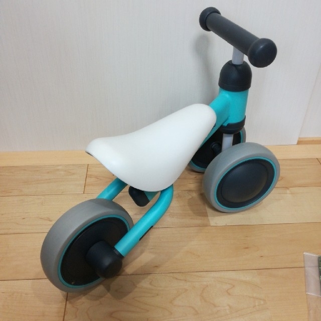 D-bike mini ディーバイク　ミニ
アイデス Ides
三輪車