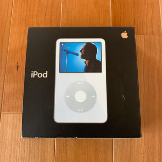 アップル(Apple)の【ジャンク品】iPod ホワイト(ポータブルプレーヤー)