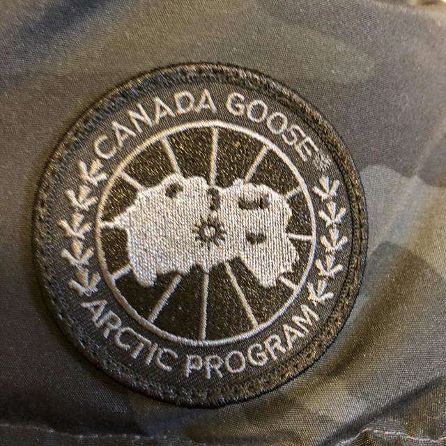 CANADA GOOSE(カナダグース)のカナダグース、マクミラン、ブラックラベル メンズのジャケット/アウター(ダウンジャケット)の商品写真