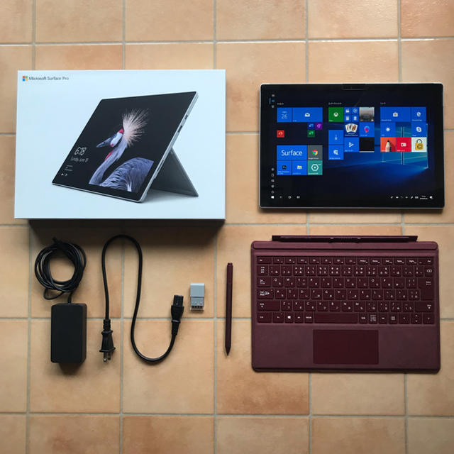 Microsoft(マイクロソフト)のSurface Pro  Model 1796 スマホ/家電/カメラのPC/タブレット(ノートPC)の商品写真