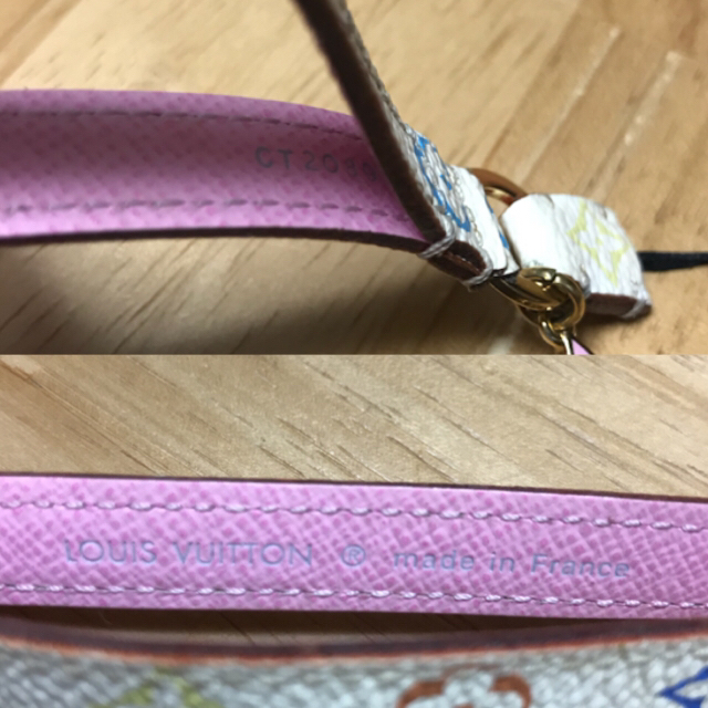 LOUIS VUITTON(ルイヴィトン)のルイヴィトン vuitton ストラップ マルチカラー スマホ/家電/カメラのスマホアクセサリー(ストラップ/イヤホンジャック)の商品写真