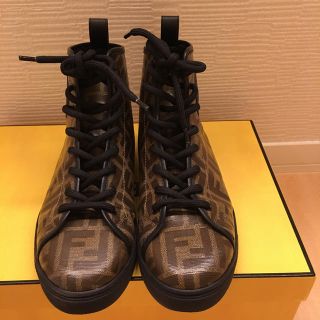 フェンディ(FENDI)のフェンディ FENDI ハイカットスニーカー 人気 美品 靴 スニーカー(スニーカー)