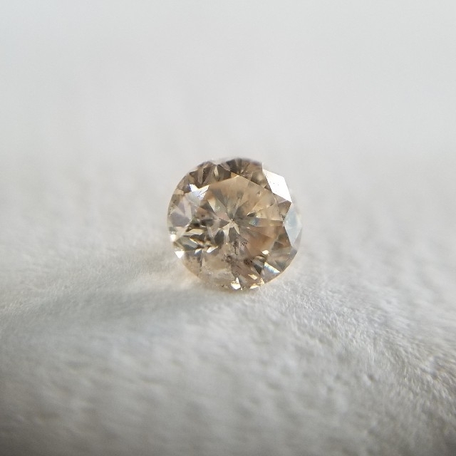 0.556ct 天然 ライトブラウン ダイヤモンド