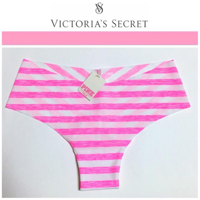 Victoria's Secret(ヴィクトリアズシークレット)の【りしゃこさま専用】VS ショーツ 2枚 レディースのルームウェア/パジャマ(ルームウェア)の商品写真