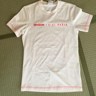 リーボック(Reebok)のリーボック×ジジハディッド Ｔシャツ M(Tシャツ(半袖/袖なし))