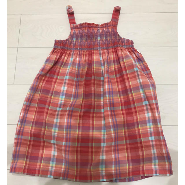 OshKosh(オシュコシュ)の【送料込】サイズ130 Oshkosh ワンピース キッズ/ベビー/マタニティのキッズ服女の子用(90cm~)(ワンピース)の商品写真