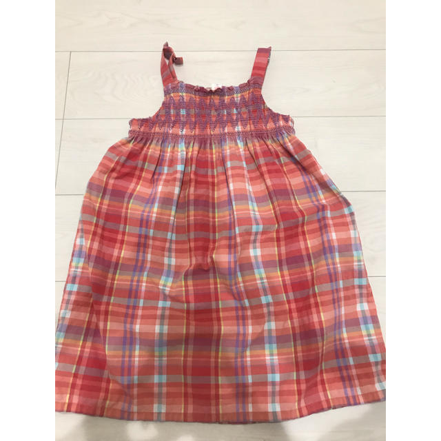 OshKosh(オシュコシュ)の【送料込】サイズ130 Oshkosh ワンピース キッズ/ベビー/マタニティのキッズ服女の子用(90cm~)(ワンピース)の商品写真