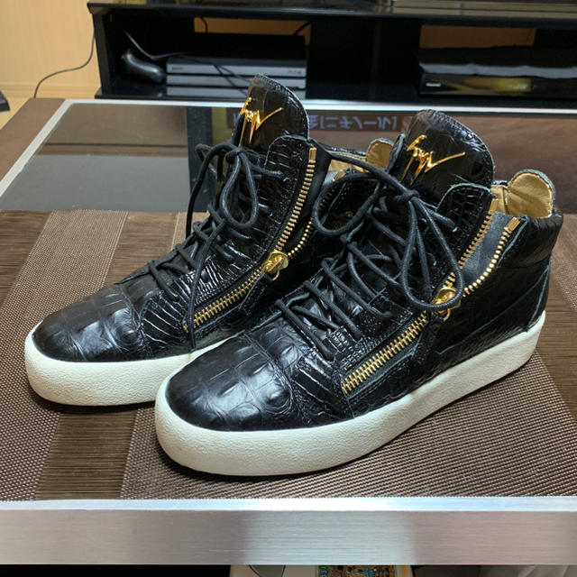 GIUZEPPE ZANOTTI(ジュゼッペザノッティ)のGIUSEPPE ZANOTTIスニーカー メンズの靴/シューズ(スニーカー)の商品写真