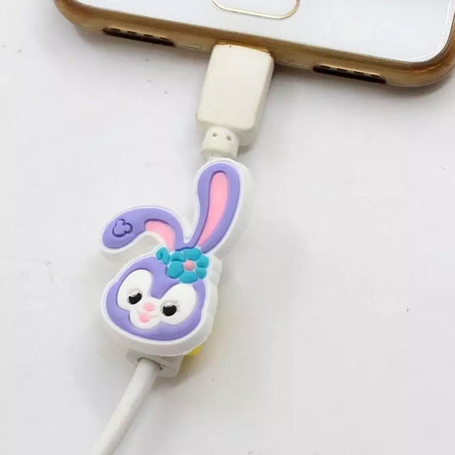 Disney(ディズニー)の日本未発売  ステラルーケーブル保護  断線防止  ケーブルバイト スマホ/家電/カメラのスマートフォン/携帯電話(バッテリー/充電器)の商品写真