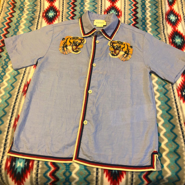 Gucci(グッチ)のGUCCI タイガー シャツ  キッズ/ベビー/マタニティのキッズ服男の子用(90cm~)(ブラウス)の商品写真