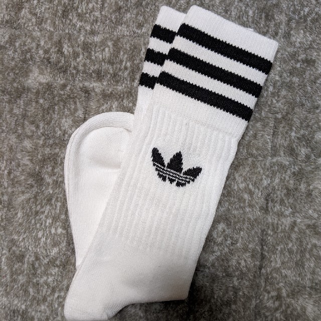 adidas(アディダス)のadidasアディダス未使用ラインソックス レディースのレッグウェア(ソックス)の商品写真