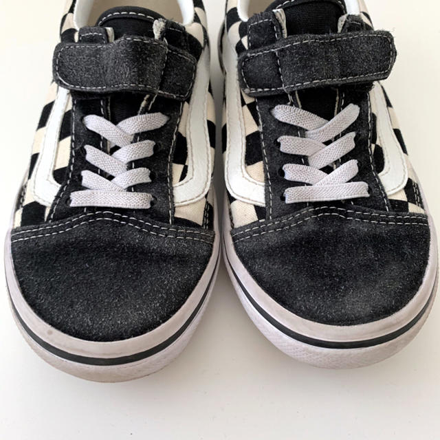 VANS(ヴァンズ)のVANS オールドスクール スニーカー チェッカー 19㎝ キッズ/ベビー/マタニティのキッズ靴/シューズ(15cm~)(スニーカー)の商品写真