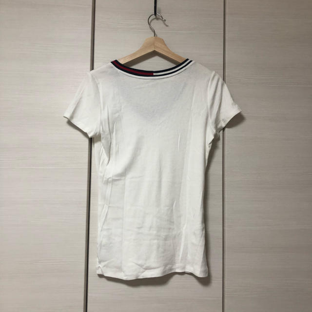 TOMMY(トミー)のTシャツ レディースのトップス(Tシャツ(半袖/袖なし))の商品写真