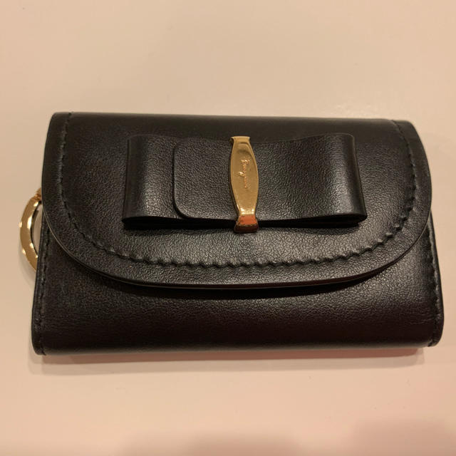 Salvatore Ferragamo(サルヴァトーレフェラガモ)のフェラガモ キーケース 美品 レディースのファッション小物(キーケース)の商品写真