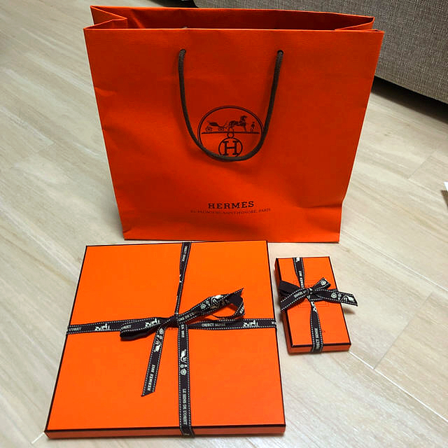 Hermes(エルメス)のエルメス スカーフ カレ レディースのファッション小物(バンダナ/スカーフ)の商品写真