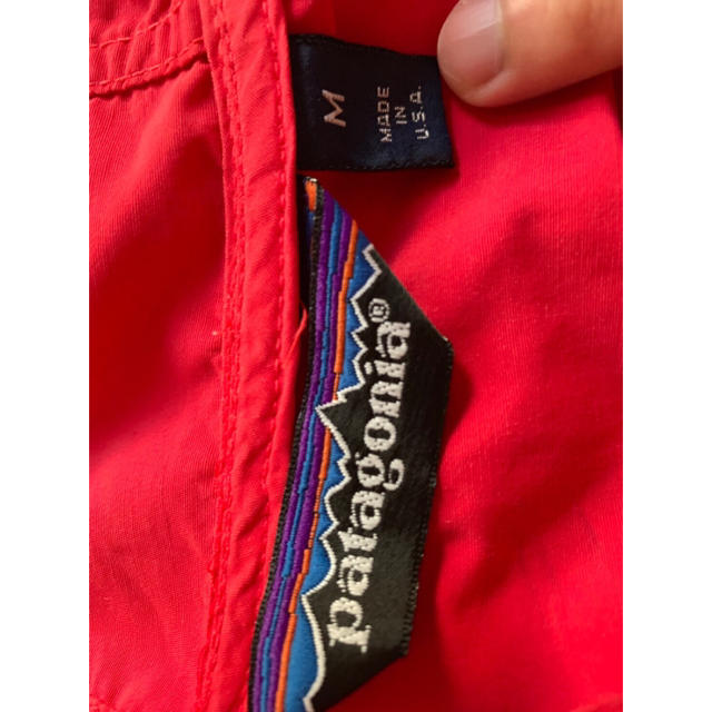 patagonia(パタゴニア)のパタゴニアメンズパーカー⭐︎値下げ メンズのジャケット/アウター(マウンテンパーカー)の商品写真