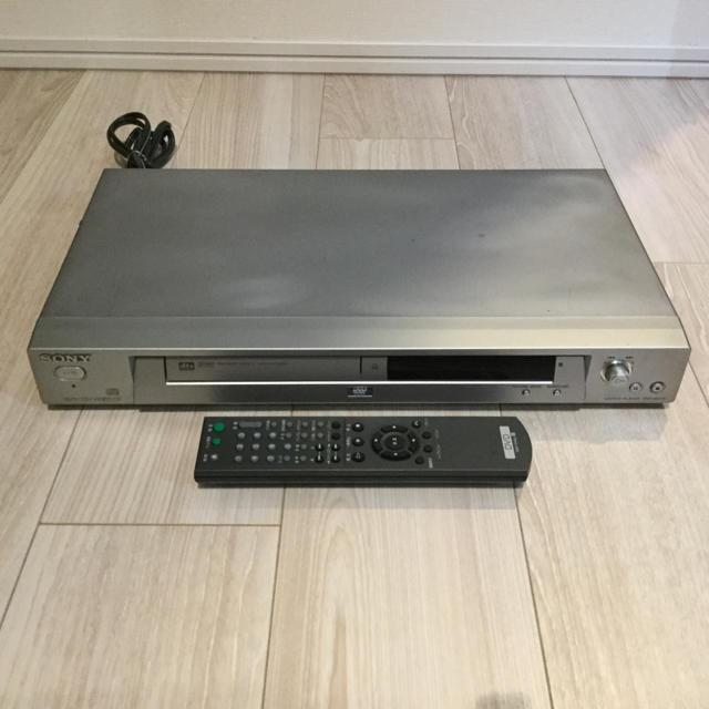 SONY(ソニー)のSONY CD/DVD PLAYER スマホ/家電/カメラのテレビ/映像機器(DVDプレーヤー)の商品写真