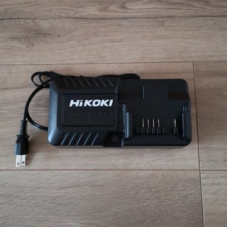 ヒタチ(日立)の新品 HiKOKI バッテリー充電器 UC18YKSL(工具/メンテナンス)