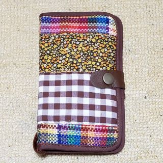 フェリシモ(FELISSIMO)の新品・未使用　スマートフォンケース(ブラウン)(モバイルケース/カバー)