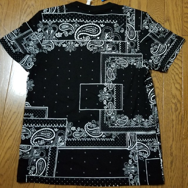 adidas(アディダス)のadidas BANDANA Tシャツ 新品、タグ付き メンズのトップス(Tシャツ/カットソー(半袖/袖なし))の商品写真