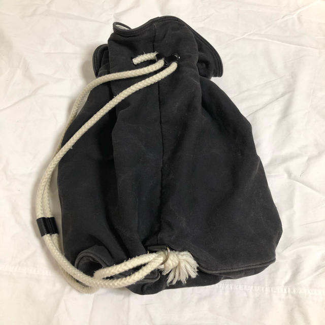 CHANEL(シャネル)のCHANEL シャネル 巾着 ショルダー バッグ プールバッグ キャンバス 黒 レディースのバッグ(ショルダーバッグ)の商品写真
