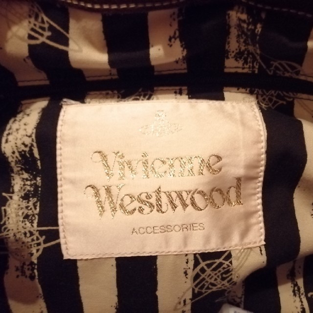 Vivienne Westwood(ヴィヴィアンウエストウッド)のVivienne Westwood レディースのバッグ(ハンドバッグ)の商品写真