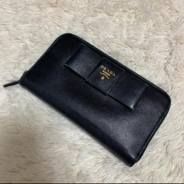 【7/20まで限定価格】さらに値下げ PRADA 長財布 リボン