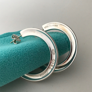 ティファニー(Tiffany & Co.)のTiffanyの1837ナロー フープ ピアス 美品希少(ピアス)