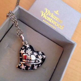 ヴィヴィアンウエストウッド(Vivienne Westwood)の【ヴィヴィアン】ネックレス(ネックレス)