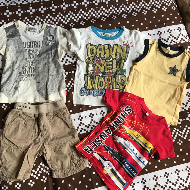 100 ズボン tシャツ 5点セット キッズ/ベビー/マタニティのキッズ服男の子用(90cm~)(Tシャツ/カットソー)の商品写真