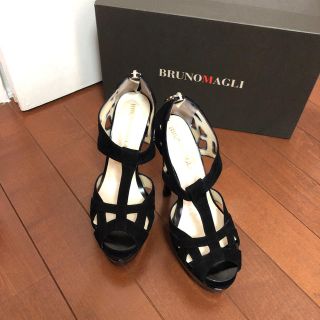 ブルーノマリ(BRUNOMAGLI)のTom様専用　BRUNOMAGLI 新品サンダル 331/2サイズ(ハイヒール/パンプス)