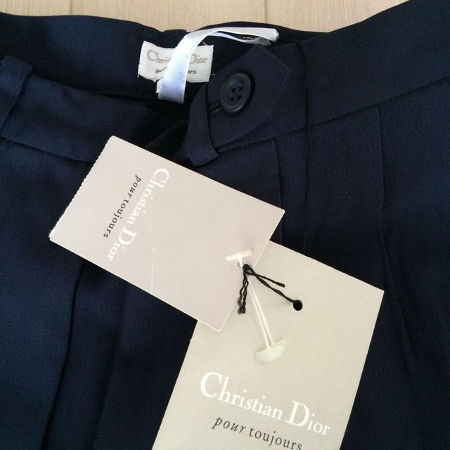 Christian Dior(クリスチャンディオール)の未使用 クリスチャンディオール パンツ レディースのパンツ(バギーパンツ)の商品写真