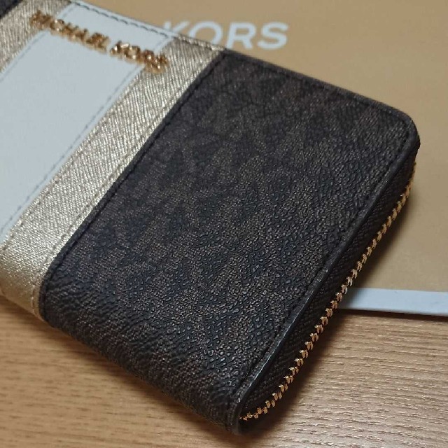 Michael Kors(マイケルコース)の⭐新品⭐ MICHAEL KORS マイケルコース 長財布 ⭐ ブラウン ⭐ レディースのファッション小物(財布)の商品写真