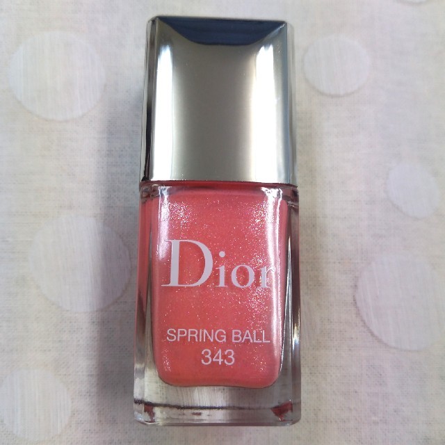 Dior(ディオール)のDior ヴェルニ🌸 ピンク3色セット🌸 コスメ/美容のネイル(マニキュア)の商品写真