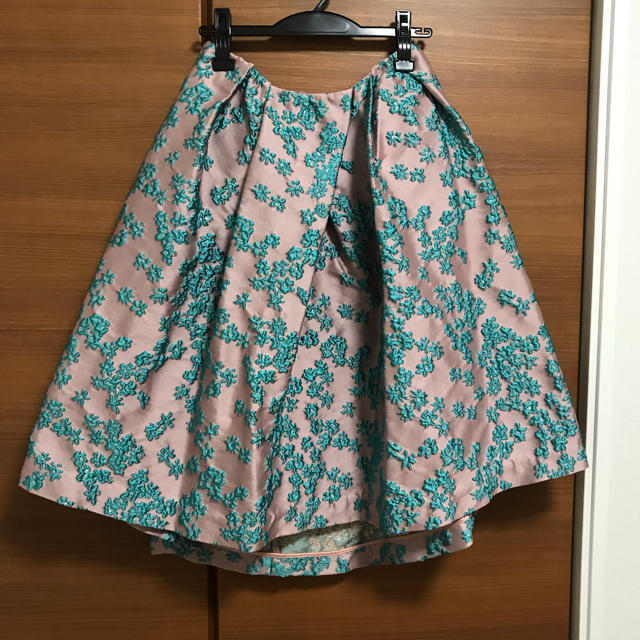Chesty - meronchanさま専用 ミスアドラchestyフラワー刺繍ジャガードスカートの通販 by NORI'S shop