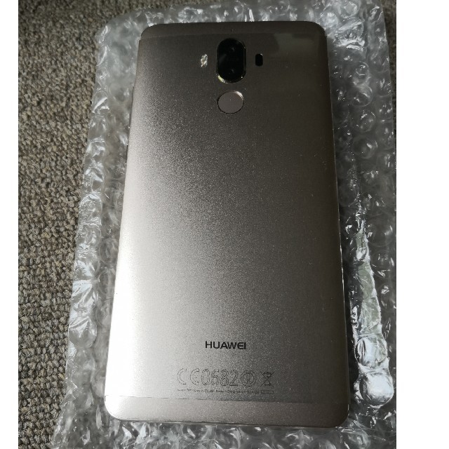 ANDROID(アンドロイド)の☆美品☆HUAWEI mate9 本体 国内版 simフリー スマホ/家電/カメラのスマートフォン/携帯電話(スマートフォン本体)の商品写真