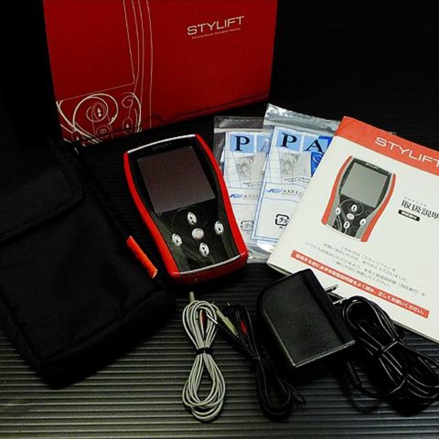 セール 登場から人気沸騰 美品 伊藤超短波社 最新鋭EMSマシン STYLIFT