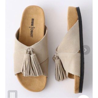 ミネトンカ(Minnetonka)の美品！Minnetonka ミネトンカ 　タッセルフラットサンダル 　6(サンダル)