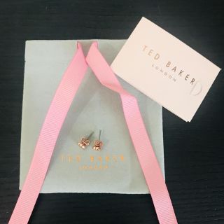 テッドベイカー(TED BAKER)のTED BAKER ハートピアス(ピアス)