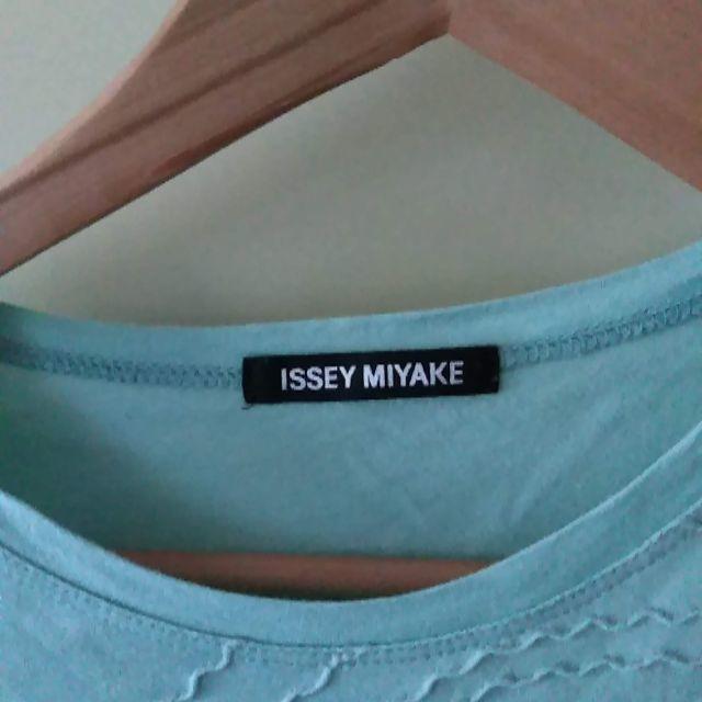 ISSEY MIYAKE(イッセイミヤケ)のイッセイミヤケ　ロングTシャツ　ライトブルー　issey miyake メンズのトップス(Tシャツ/カットソー(七分/長袖))の商品写真