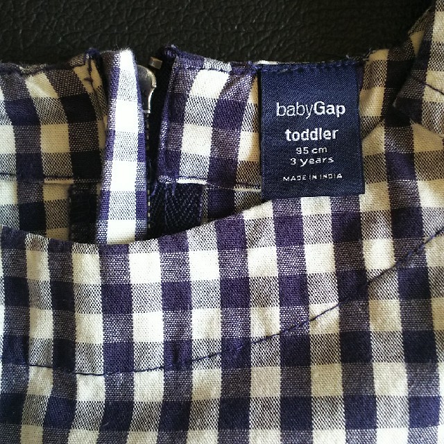 babyGAP(ベビーギャップ)の値下げ★babyGAP★ワンピース 95 キッズ/ベビー/マタニティのキッズ服女の子用(90cm~)(ワンピース)の商品写真