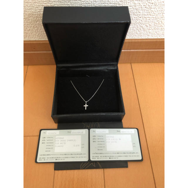 STAR JEWELRY(スタージュエリー)の値下げ sjx 18KWG ダイヤクロスチャーム チェーンセット レディースのアクセサリー(ネックレス)の商品写真