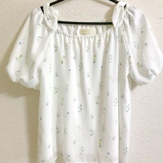 パターンフィオナ(PATTERN fiona)の花柄ブラウス(シャツ/ブラウス(半袖/袖なし))