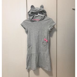 エイチアンドエム(H&M)のうさ耳フード付き Tシャツ (Tシャツ/カットソー)