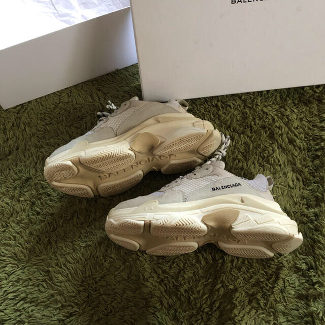 Balenciaga(バレンシアガ)のtriple s イタリア製 40 メンズの靴/シューズ(スニーカー)の商品写真